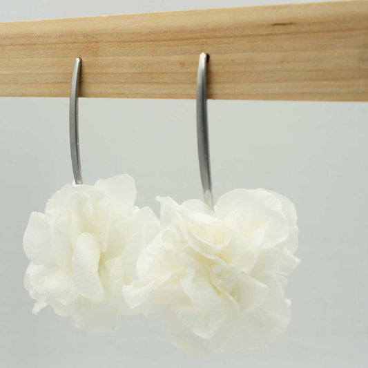 Vista alternativa di Orecchini de Flores Naturales Blancos Inmaculada con fiori naturali stabilizzati