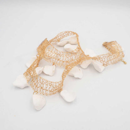 Vista completa de Collar Moscú de porcelana fría artesanal