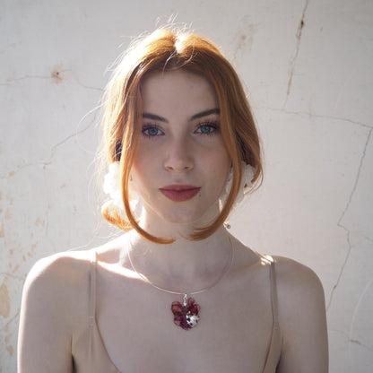Collar Elara